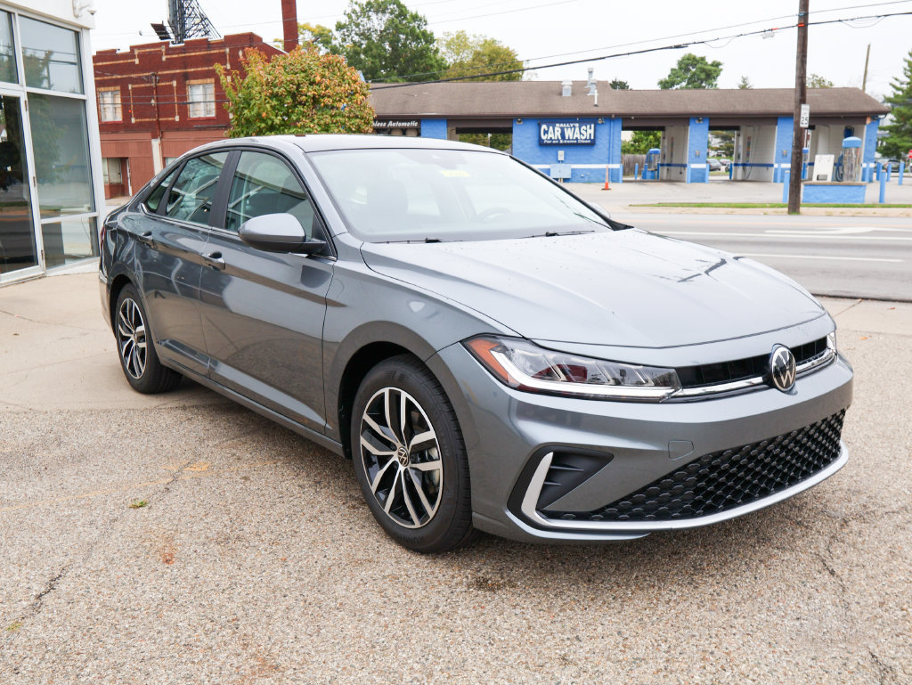 New 2027 Volkswagen Jetta SE FWD image 7