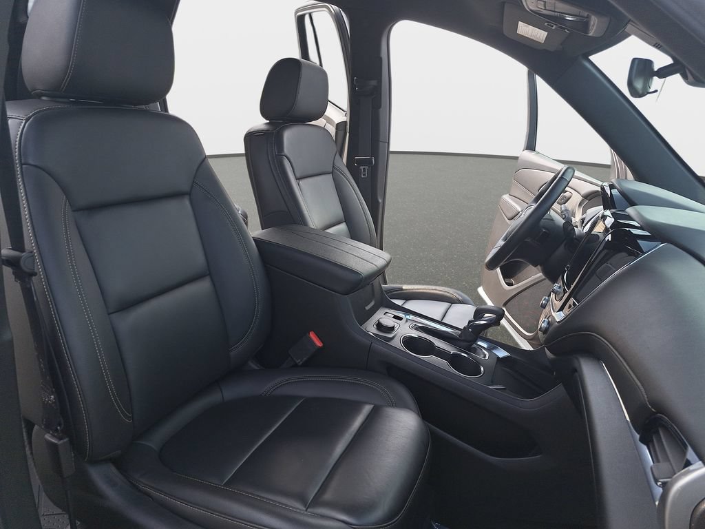 Used 2023 Chevrolet Traverse LT AWD/4WD image 11