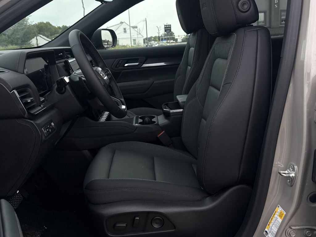 New 2026 GMC Terrain AT4 w/ Convenience Package III image 13