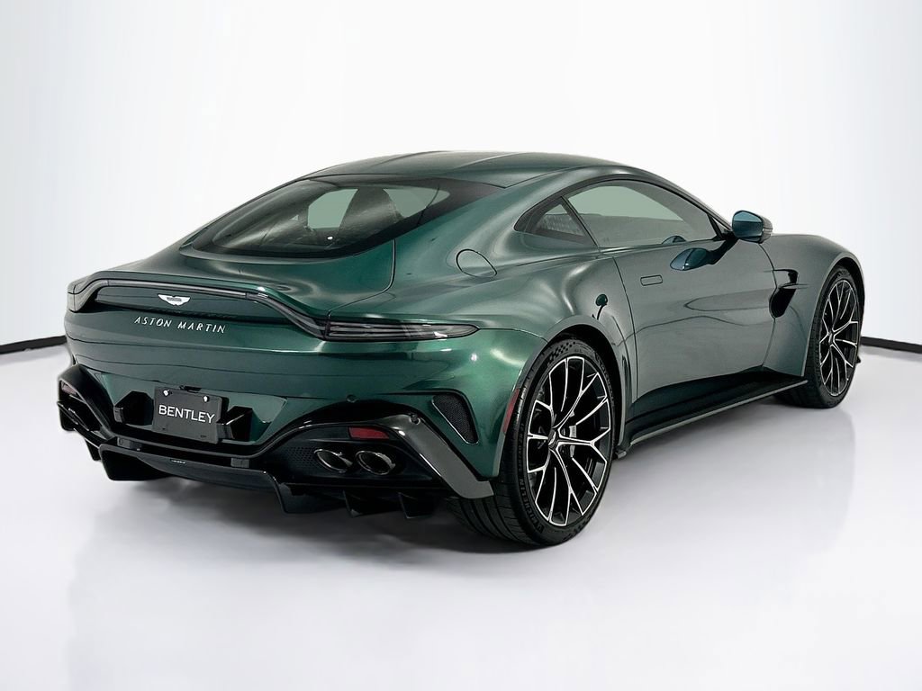 Used 2026 Aston Martin V8 Vantage Coupe RWD image 5