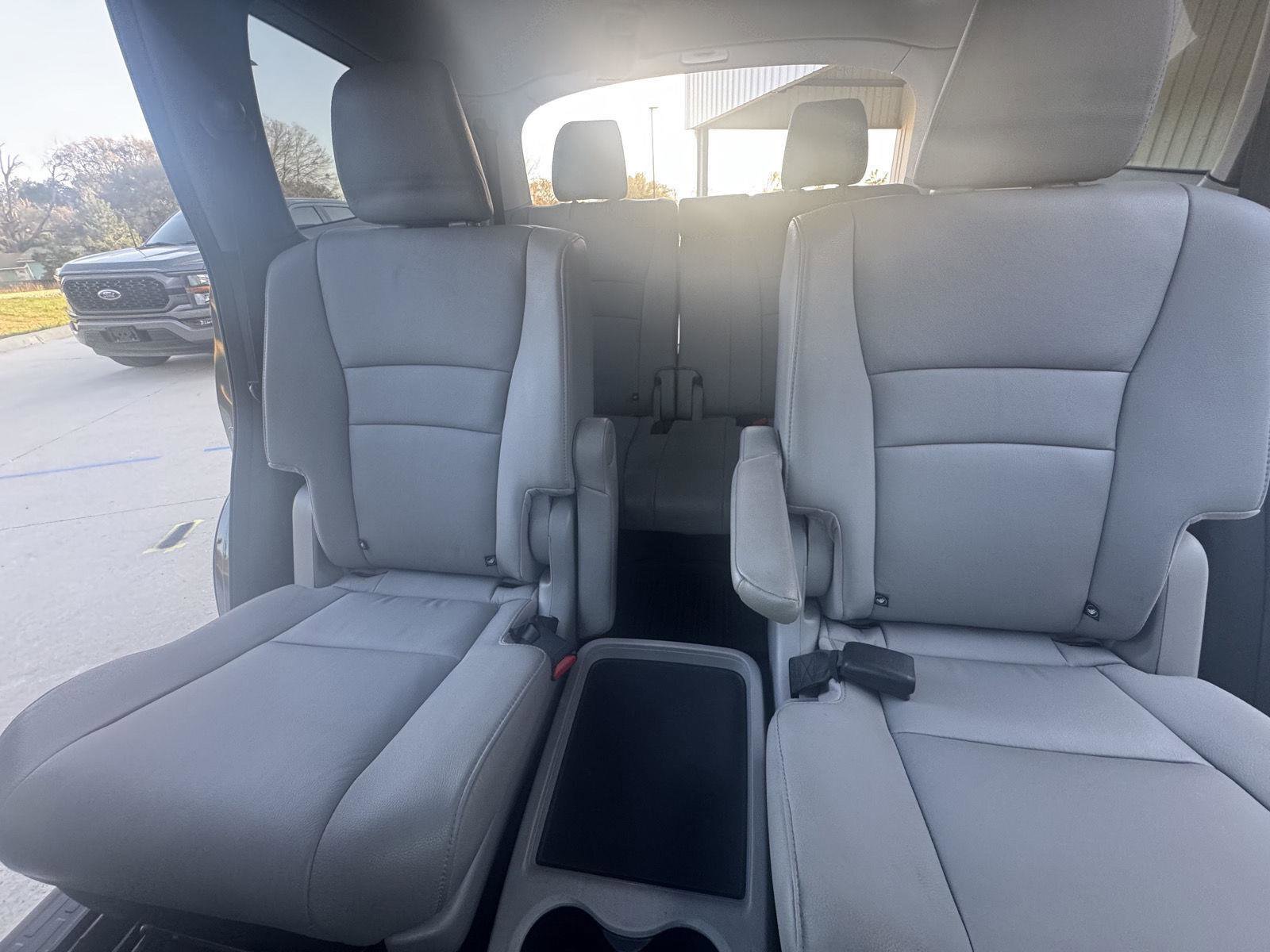 Used 2022 Honda Pilot Touring image 18