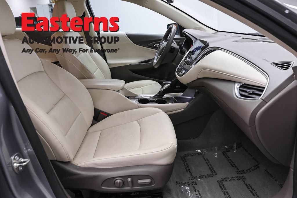 Used 2024 Chevrolet Malibu LT FWD image 26