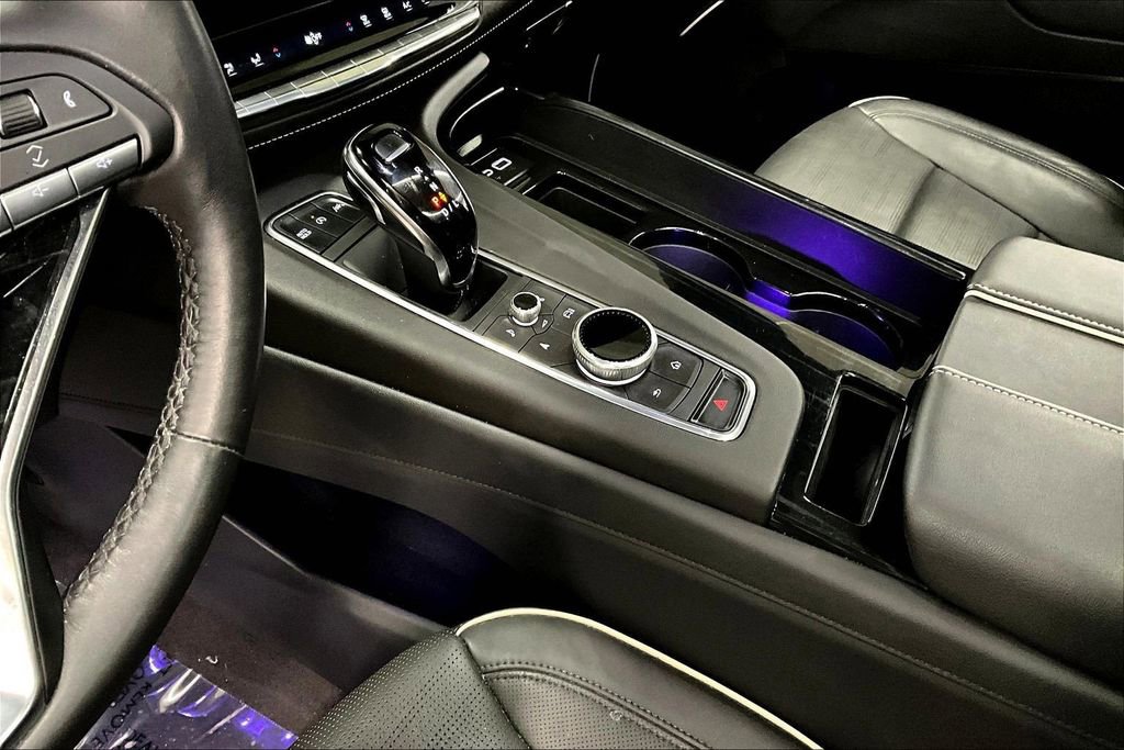 Certified 2024 Cadillac Escalade ESV Sport w/ Touring Package image 18