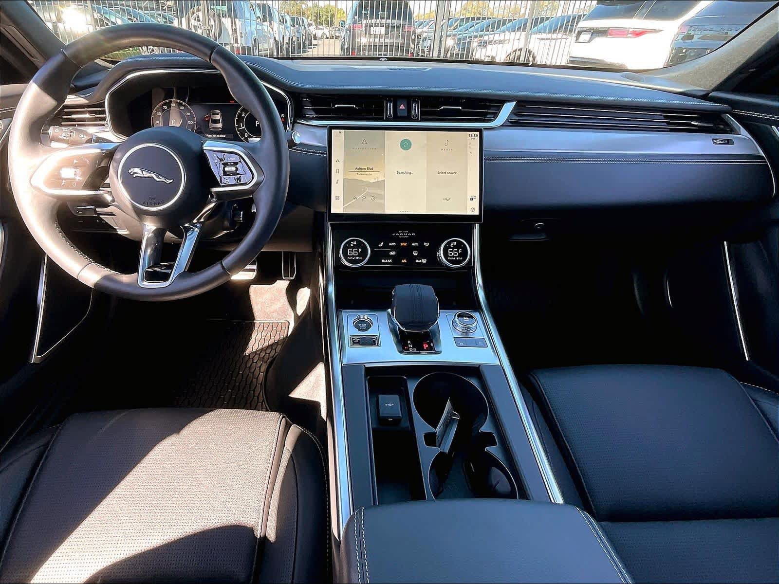 Used 2024 Jaguar XF R-Dynamic SE AWD/4WD image 16