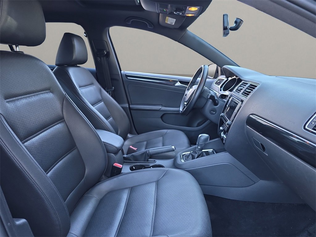 Used 2018 Volkswagen Jetta Sport image 16