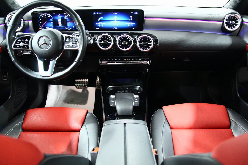 Used 2023 Mercedes-Benz CLA 250 4MATIC image 4