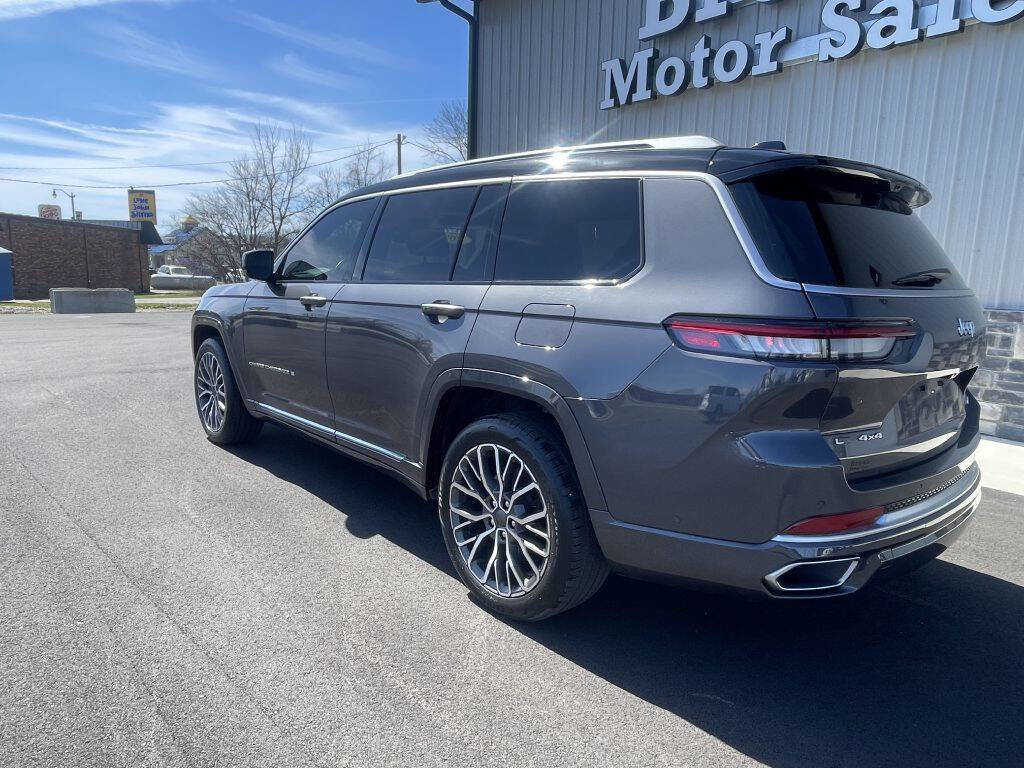 Used 2023 Jeep Grand Cherokee L Summit image 3