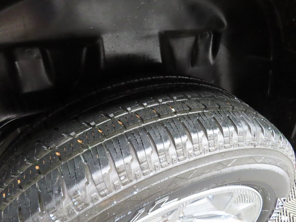 Used 2022 RAM 1500 Big Horn AWD/4WD image 29