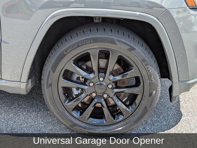 Used 2021 Jeep Grand Cherokee Laredo X RWD image 14