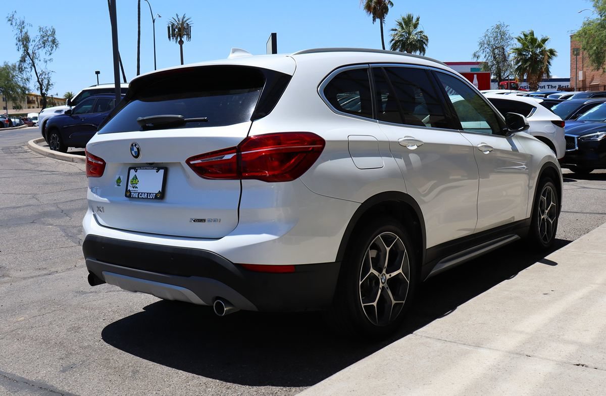 Used 2019 BMW X1 xDrive28i w/ Convenience Package AWD/4WD image 13