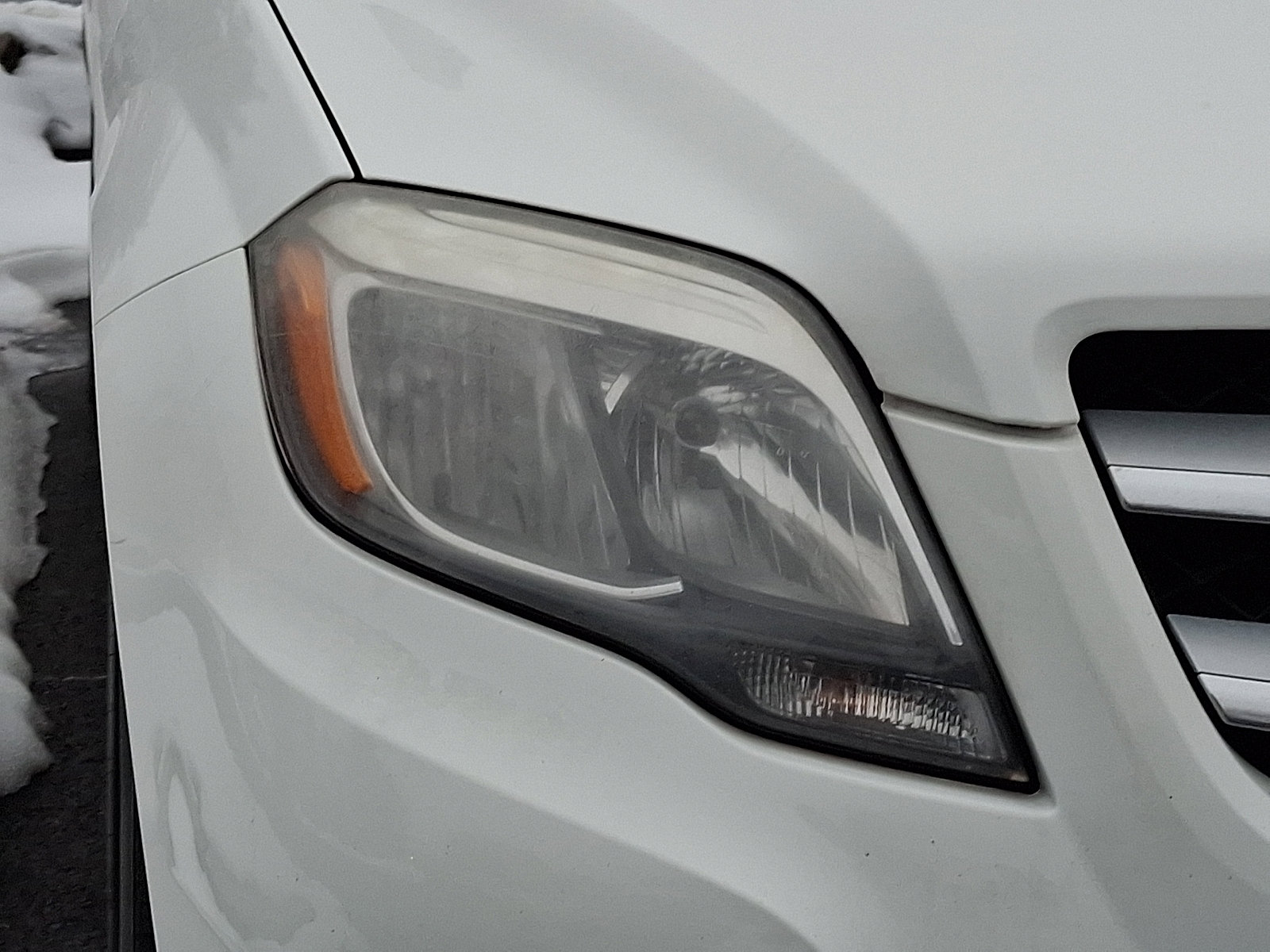 Used 2015 Mercedes-Benz GLK 350 4MATIC image 9