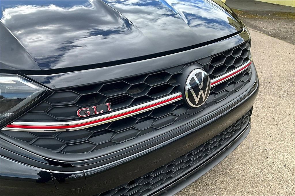 Used 2023 Volkswagen Jetta GLI Autobahn FWD image 32