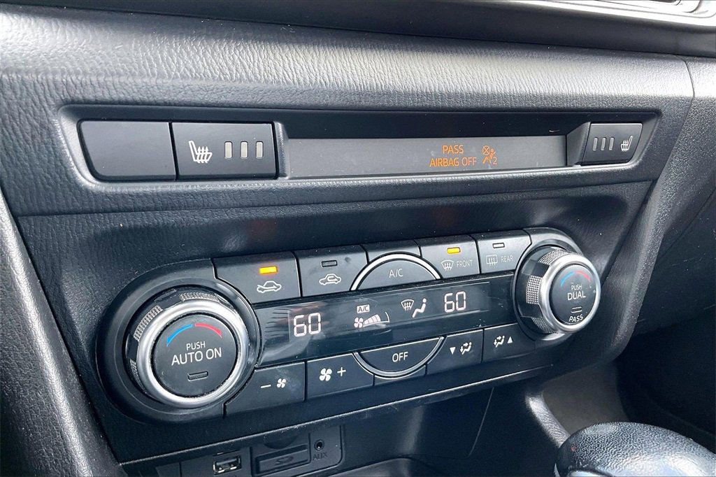 Used 2017 MAZDA MAZDA3 Grand Touring image 26