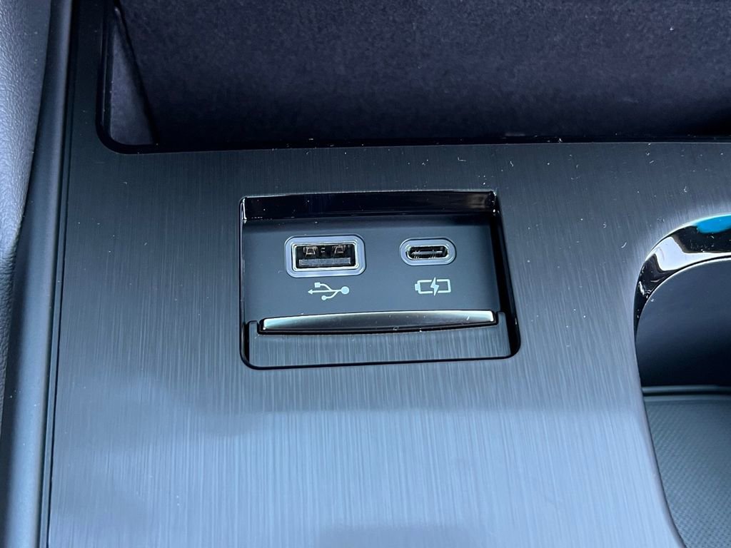 New 2025 Lexus ES 300h w/ Premium Package image 25