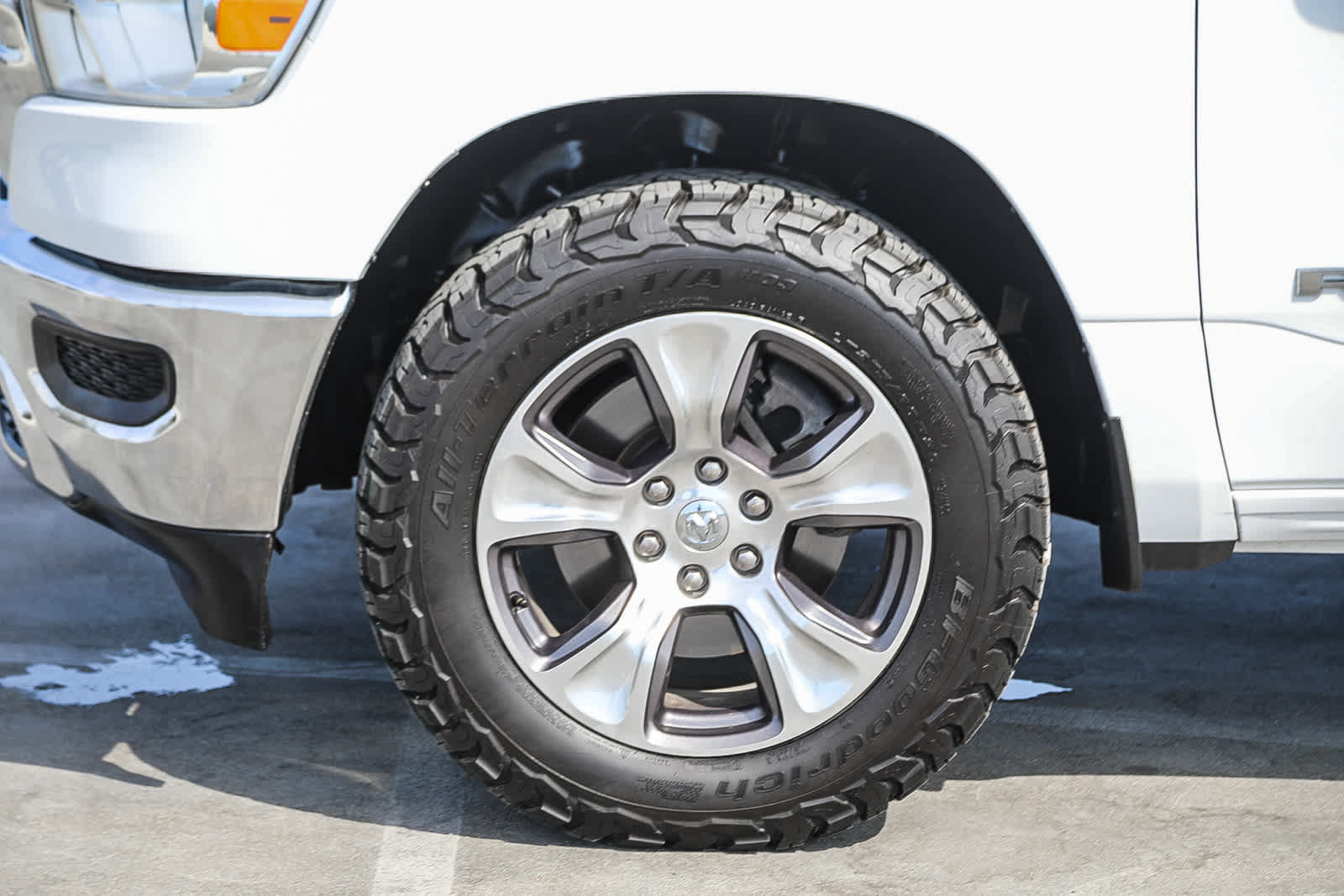 Used 2023 RAM 1500 Laramie AWD/4WD image 10