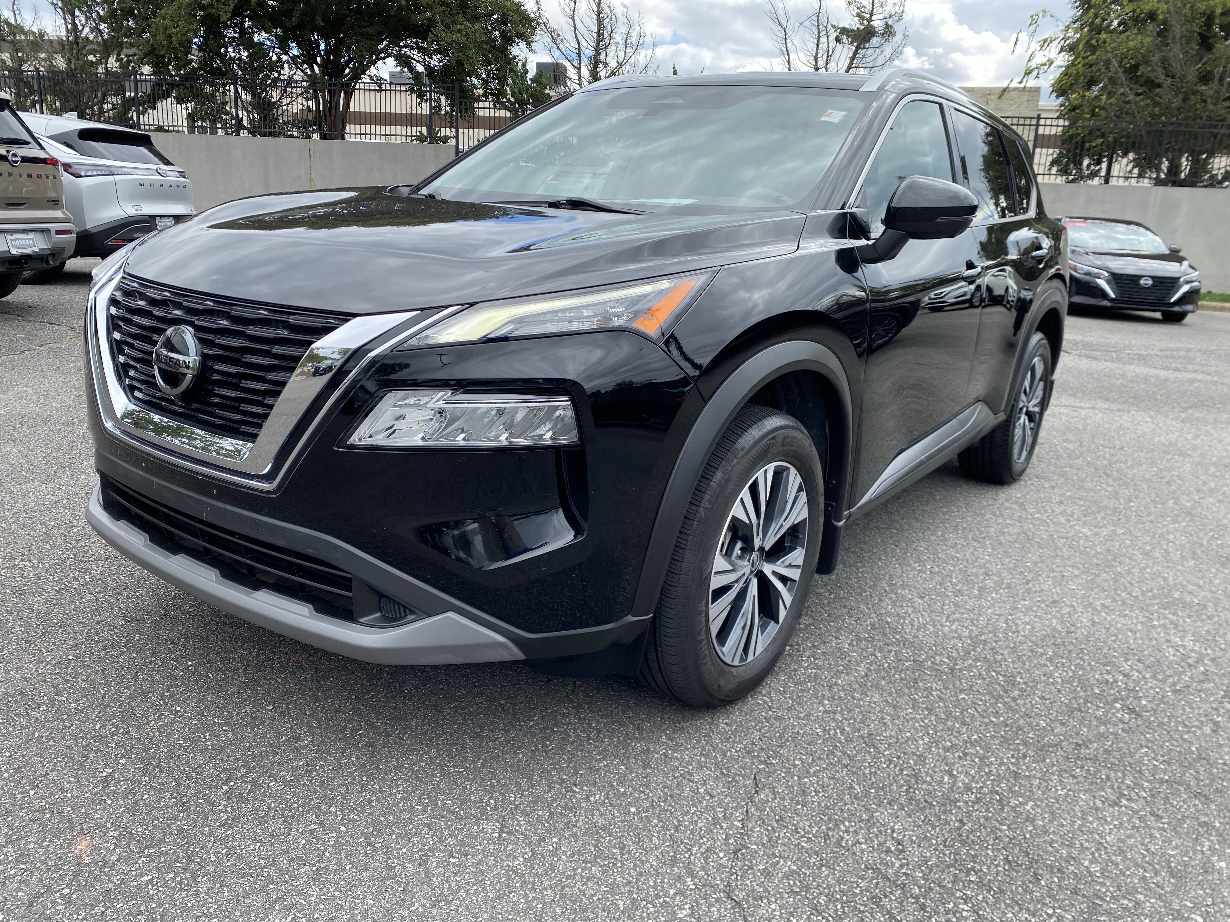 Certified 2021 Nissan Rogue SV w/ Premium Package