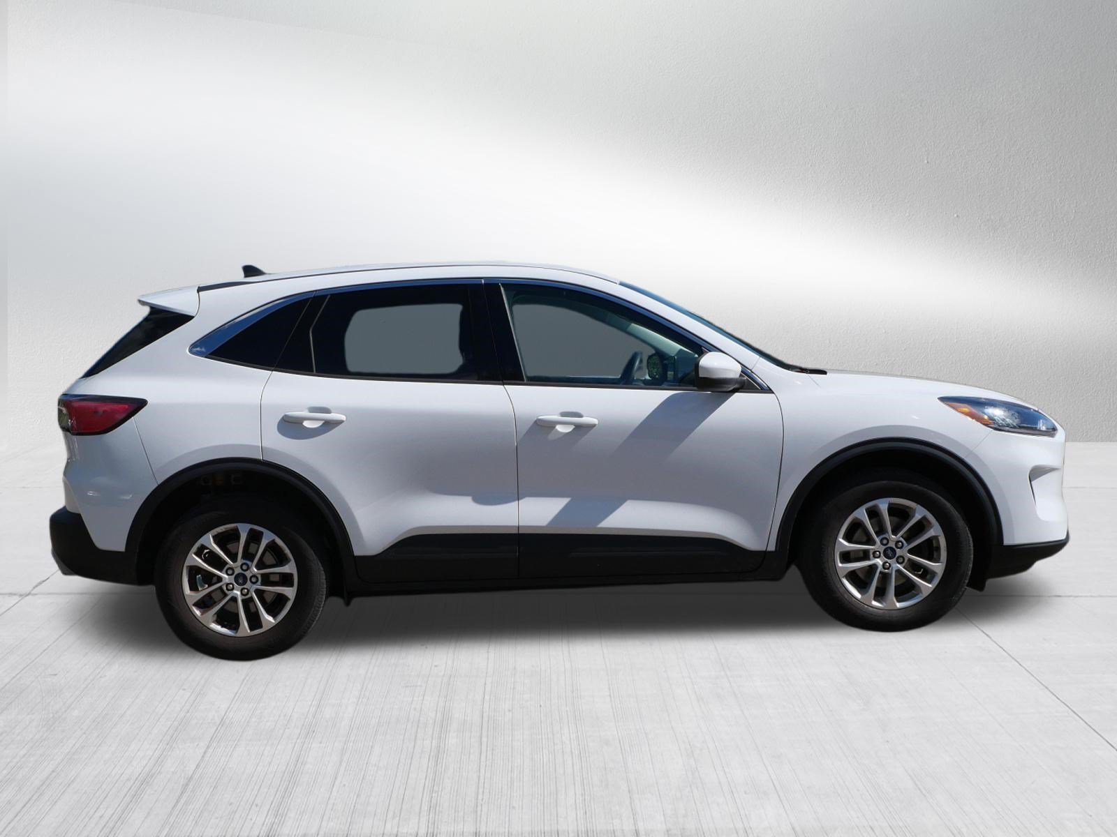 Used 2021 Ford Escape SE AWD/4WD image 8