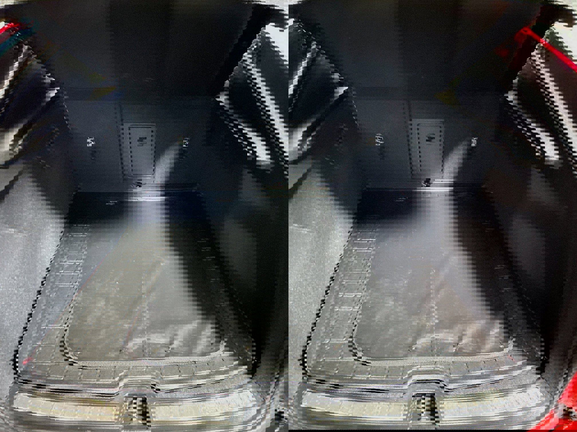 Used 2023 Volvo C40 P8 Recharge Plus AWD/4WD image 25