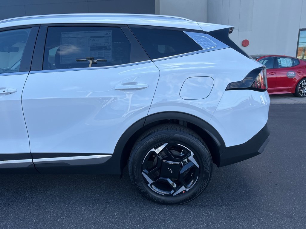 New 2026 Kia Sportage EX image 10