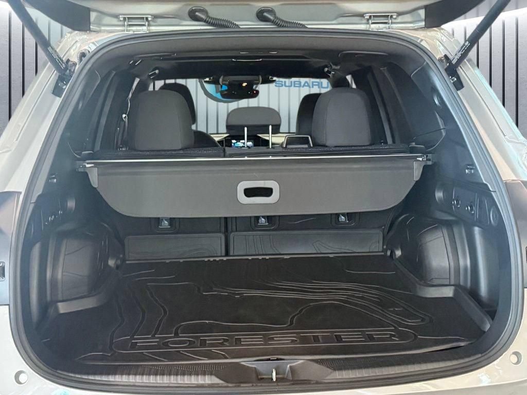 Certified 2025 Subaru Forester Premium AWD/4WD image 9