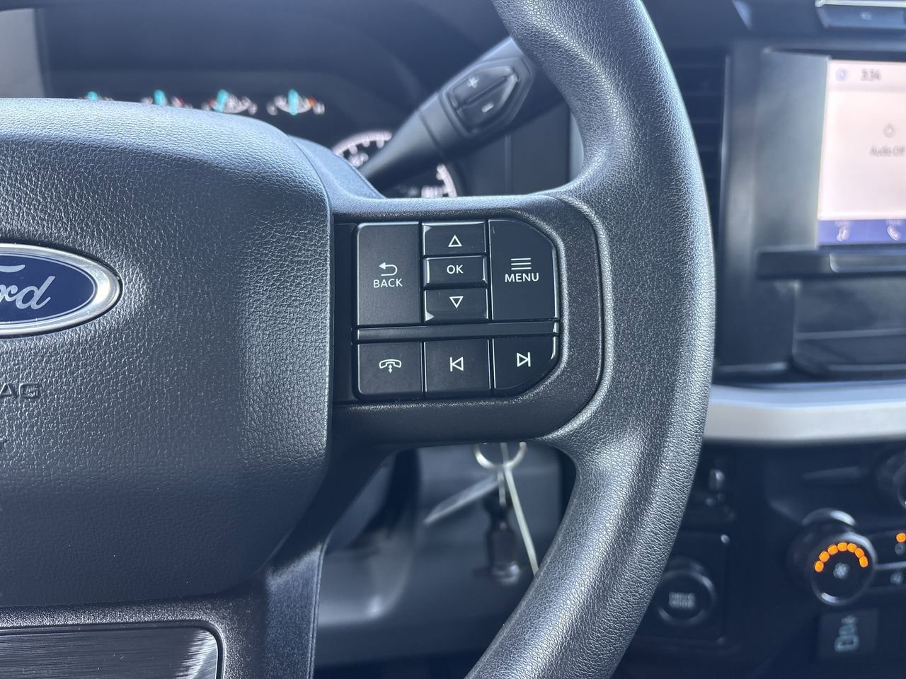 Used 2024 Ford F350 XL w/ 360-Degree Camera Package image 17