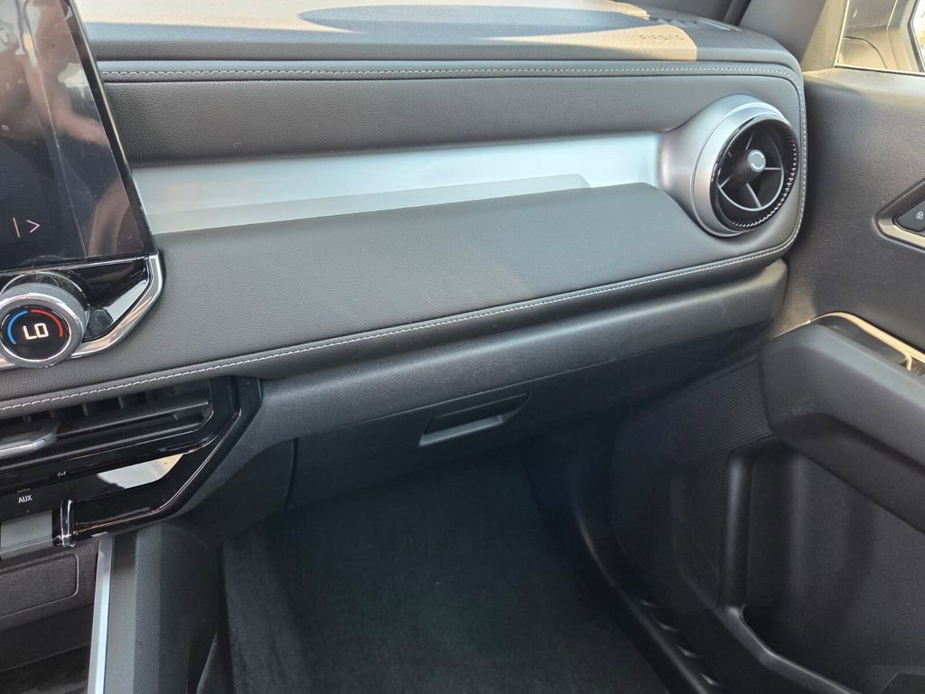 Certified 2024 Chevrolet Colorado LT w/ LT Convenience Package image 26