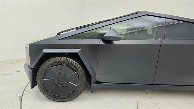 Used 2024 Tesla Cybertruck Cyberbeast image 9