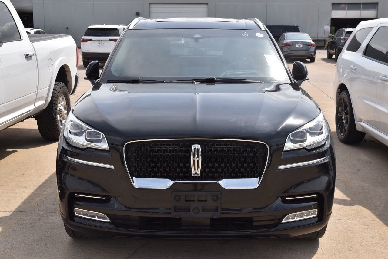 Used 2022 Lincoln Aviator Reserve w/ Equipment Group 201A image 3
