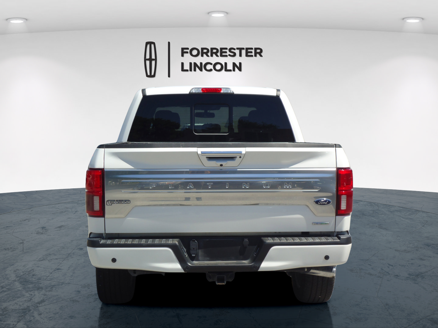 Used 2020 Ford F150 Platinum w/ Equipment Group 701A Luxury AWD/4WD image 4