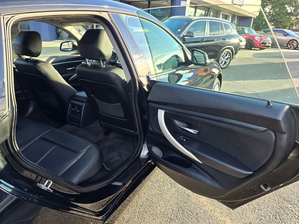 Used 2014 BMW 328i Gran Turismo xDrive image 14