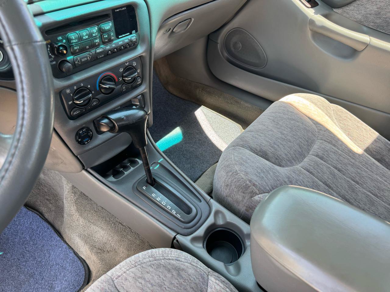 Used 1999 Chevrolet Malibu LS FWD image 11