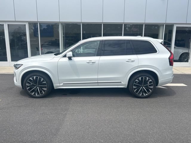 Certified 2025 Volvo XC90 B6 Plus AWD/4WD image 2
