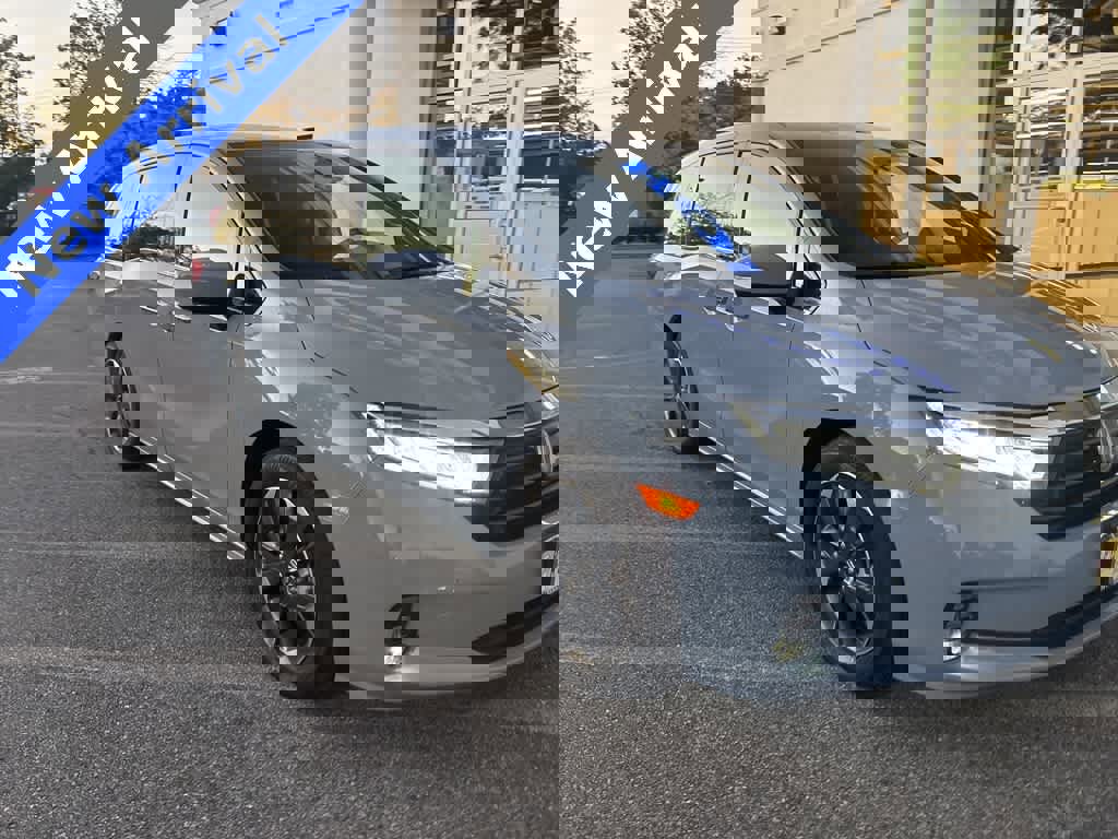 Certified 2024 Honda Odyssey Elite