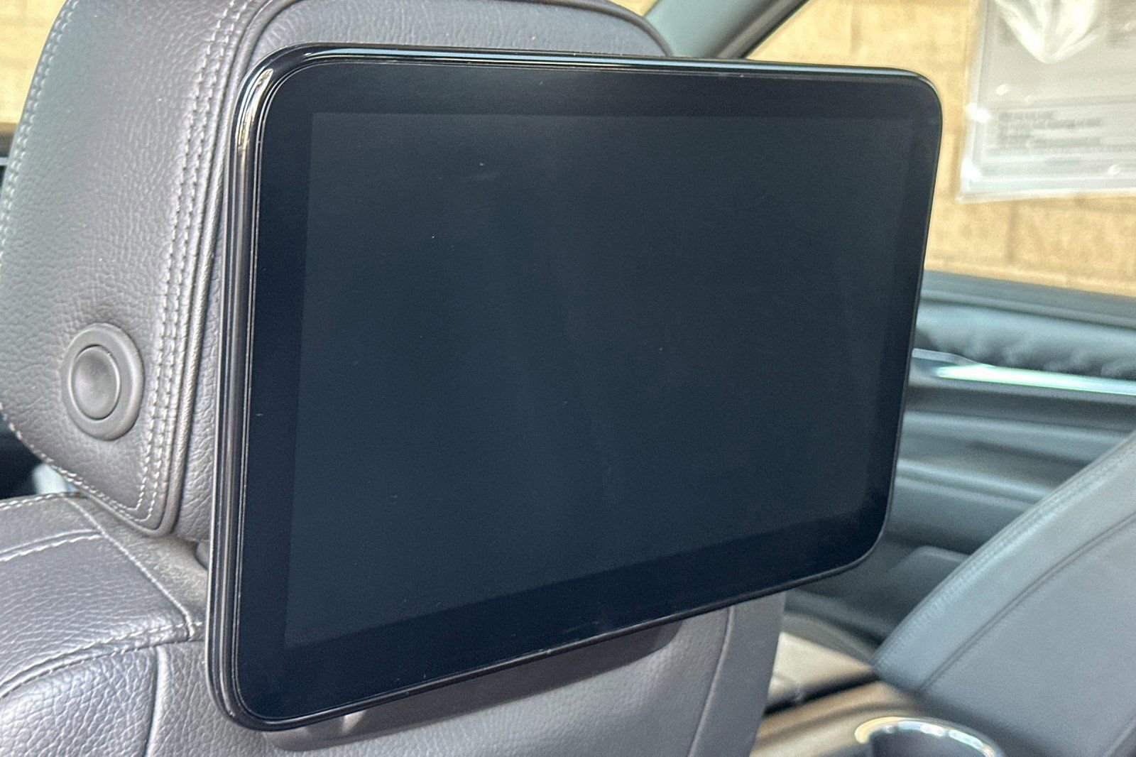 Certified 2023 GMC Yukon XL Denali image 16