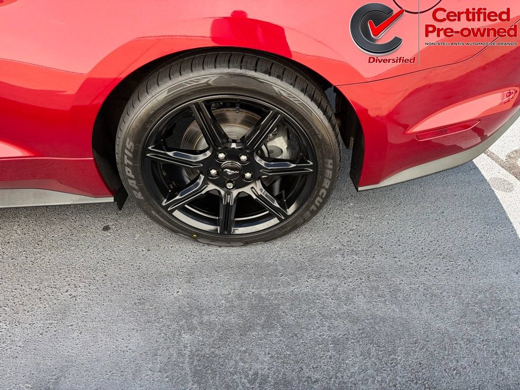 Used 2019 Ford Mustang GT Premium w/ Black Accent Package RWD image 19