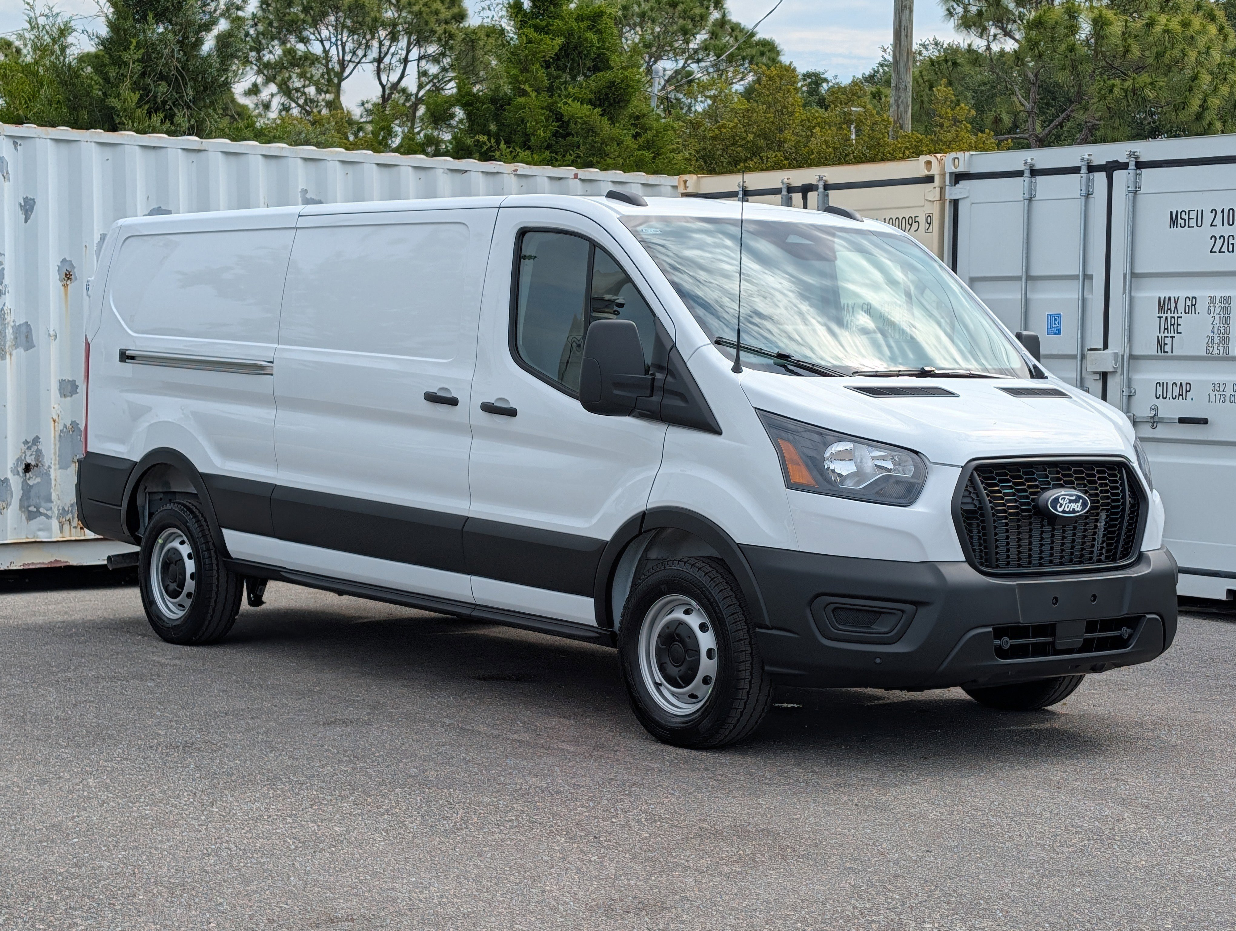 New 2026 Ford Transit 250 Low Roof RWD video 3