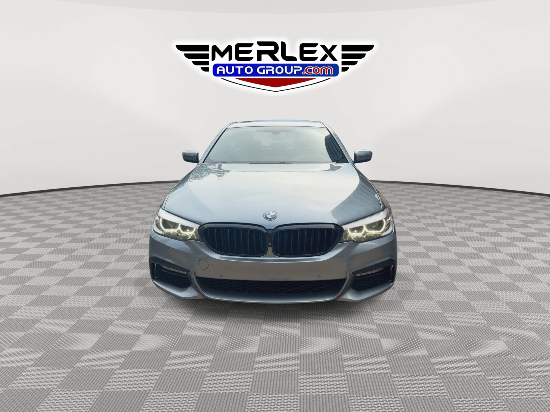Used 2018 BMW 540i RWD image 3
