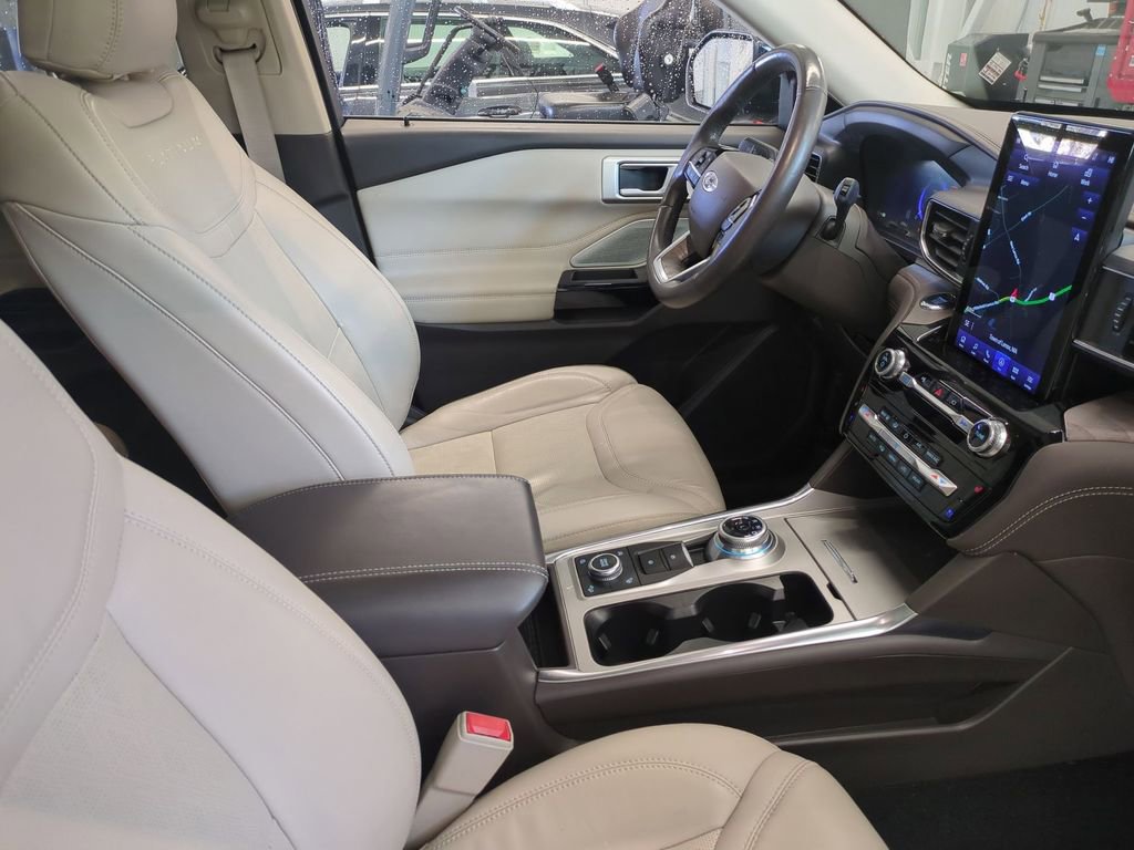 New 2026 Volkswagen Tiguan SE image 38