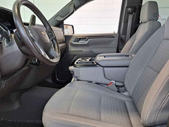 Used 2025 Chevrolet Silverado 1500 LT AWD/4WD image 23