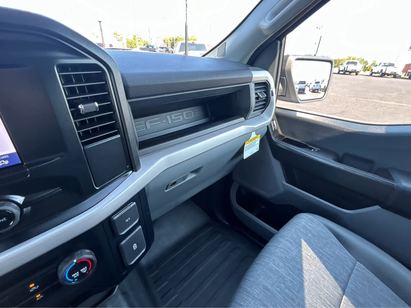 Used 2023 Ford F150 XL image 42