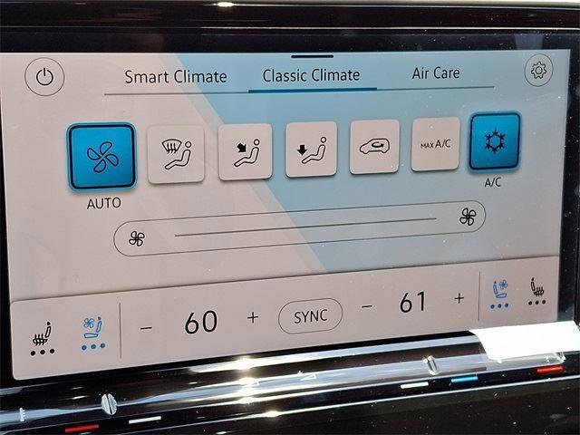 New 2025 Volkswagen Atlas Cross Sport SE image 14