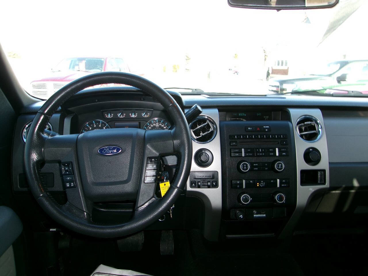 Used 2011 Ford F150 XLT w/ XTR Pkg image 7