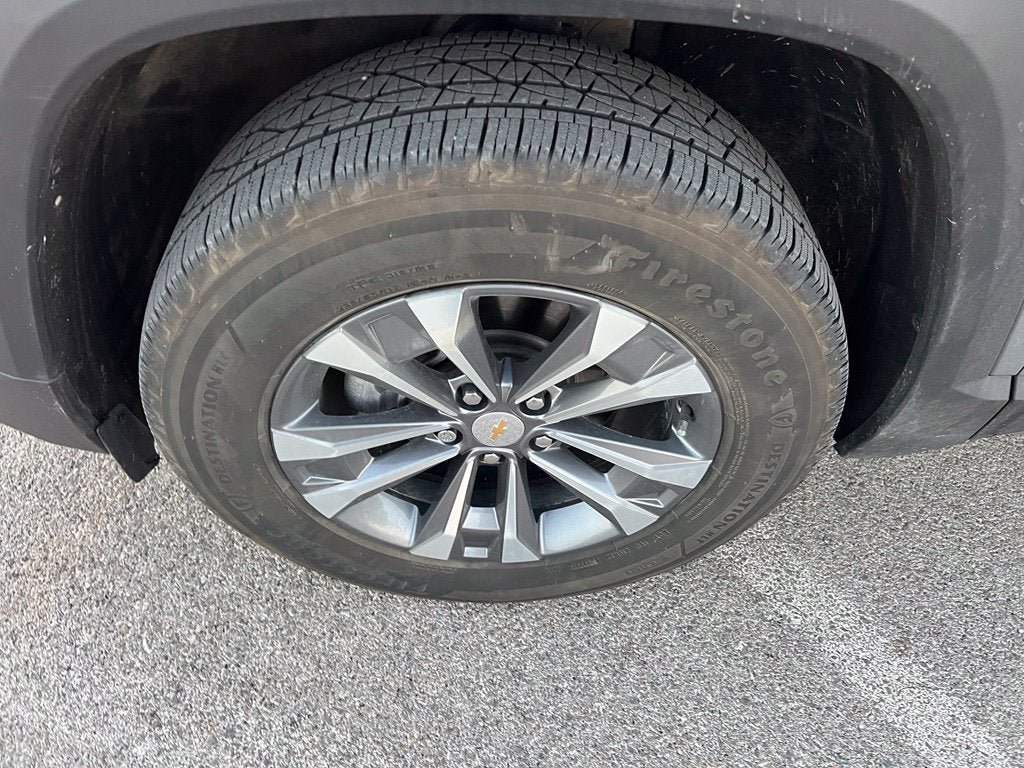 Used 2026 Chevrolet Equinox LT w/ Convenience Package II FWD image 12