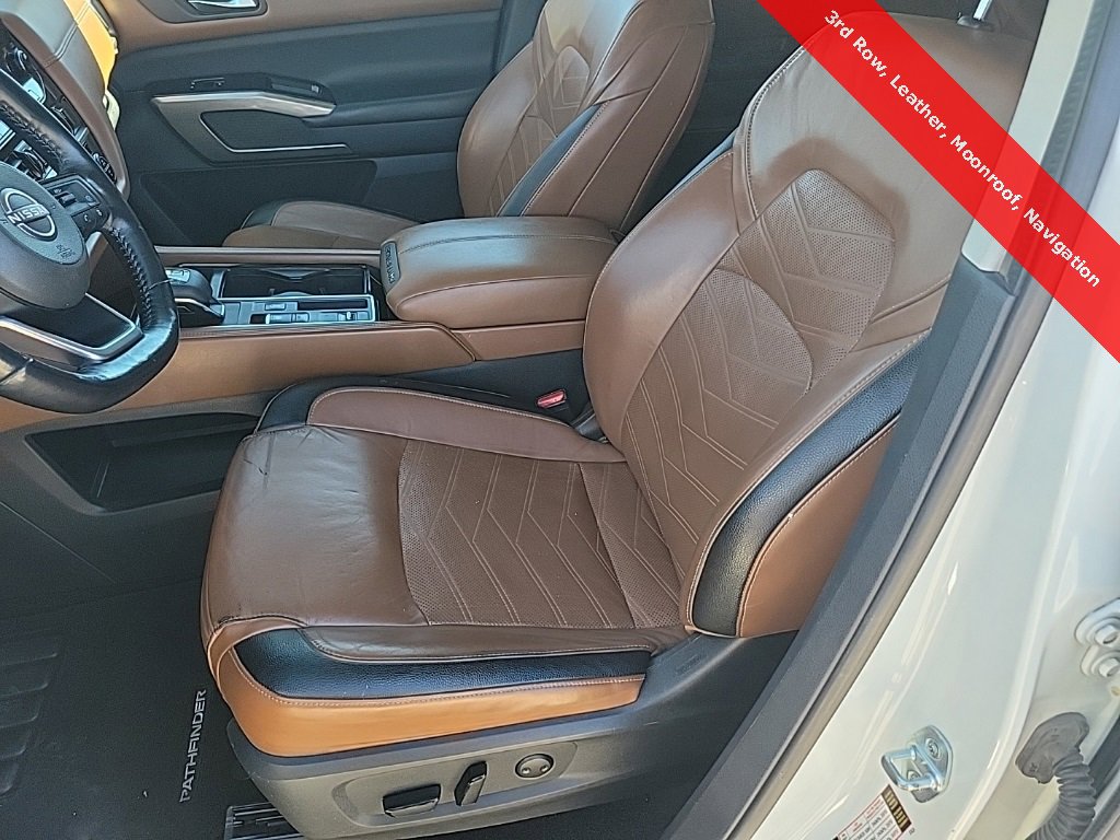 Used 2022 Nissan Pathfinder Platinum w/ Cargo Package image 19