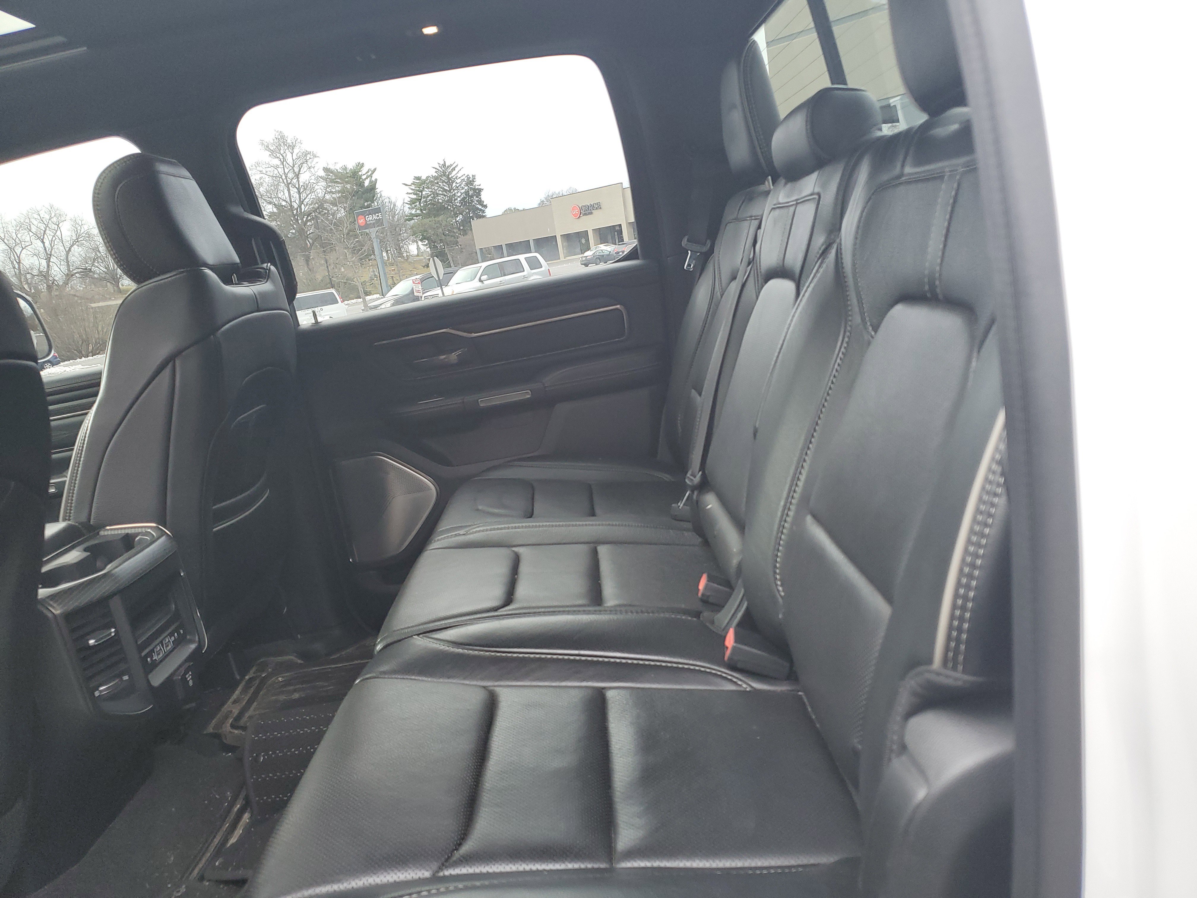 Used 2019 RAM 1500 Limited image 26