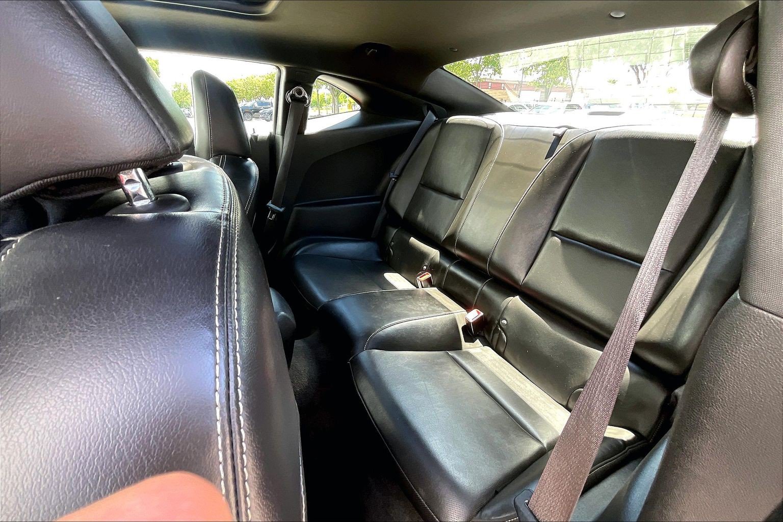 Used 2011 Chevrolet Camaro SS RWD image 30