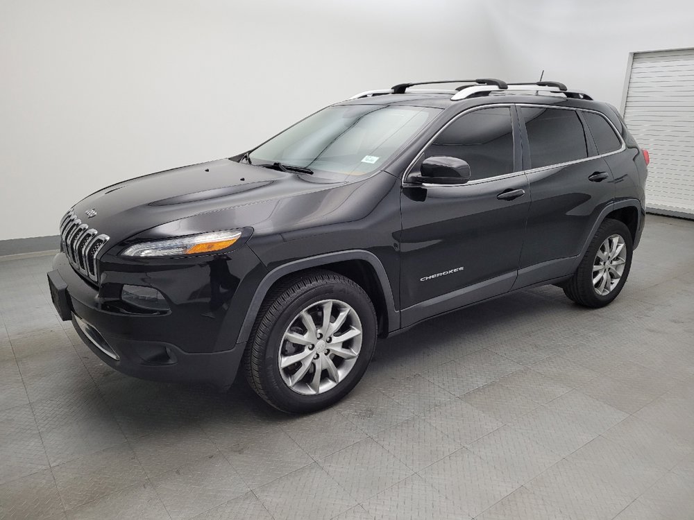 Used 2018 Jeep Cherokee Limited image 2