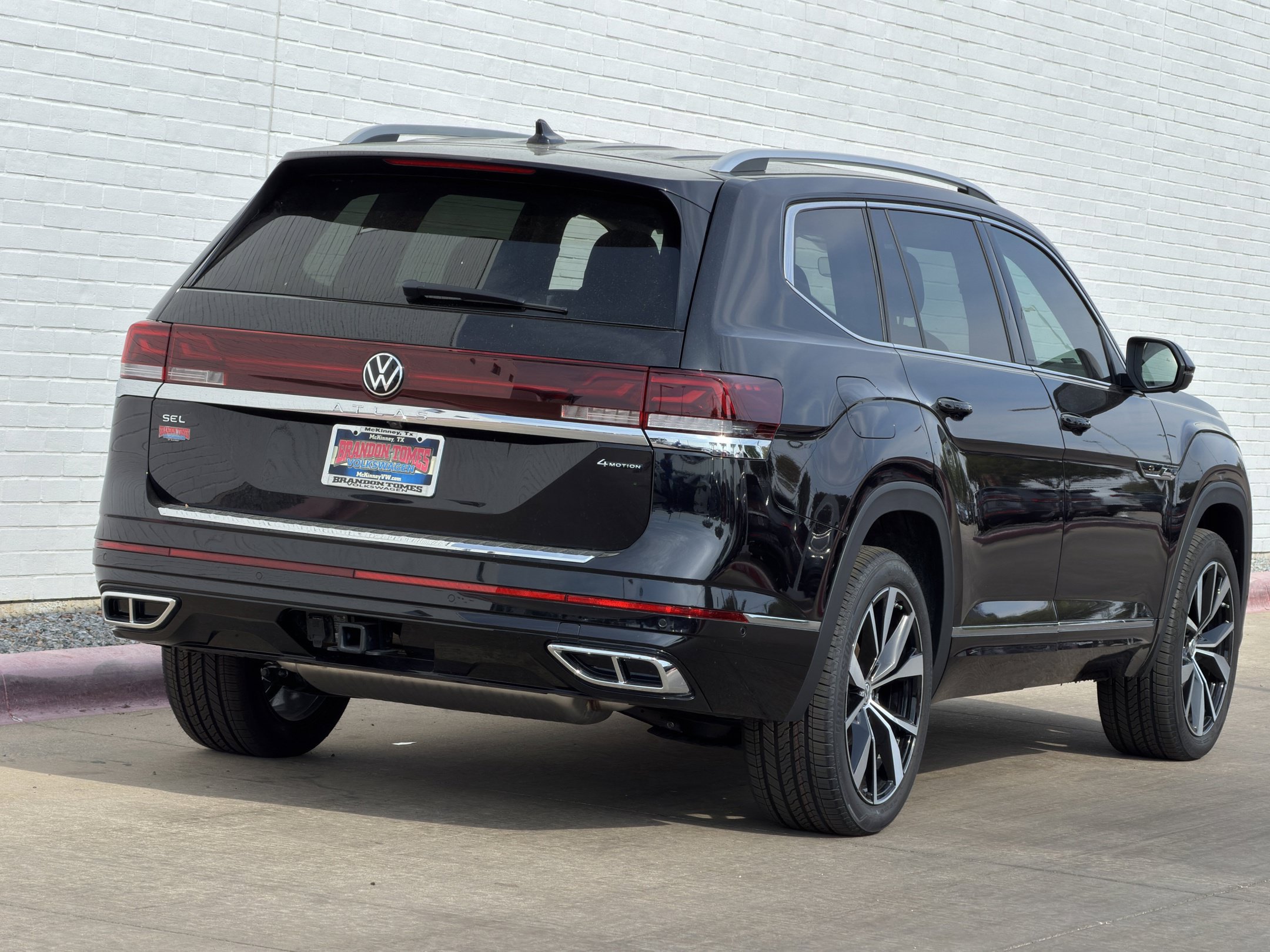 Certified 2026 Volkswagen Atlas SEL AWD/4WD image 6