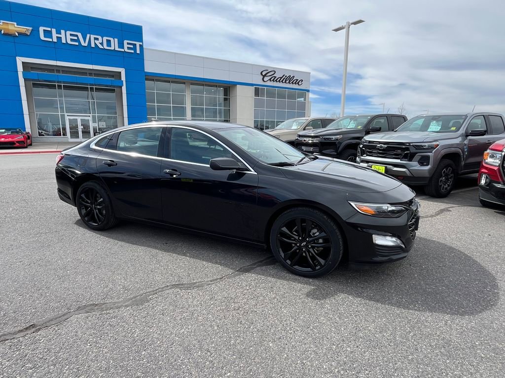 Used 2024 Chevrolet Malibu LT w/ Midnight Edition image 2