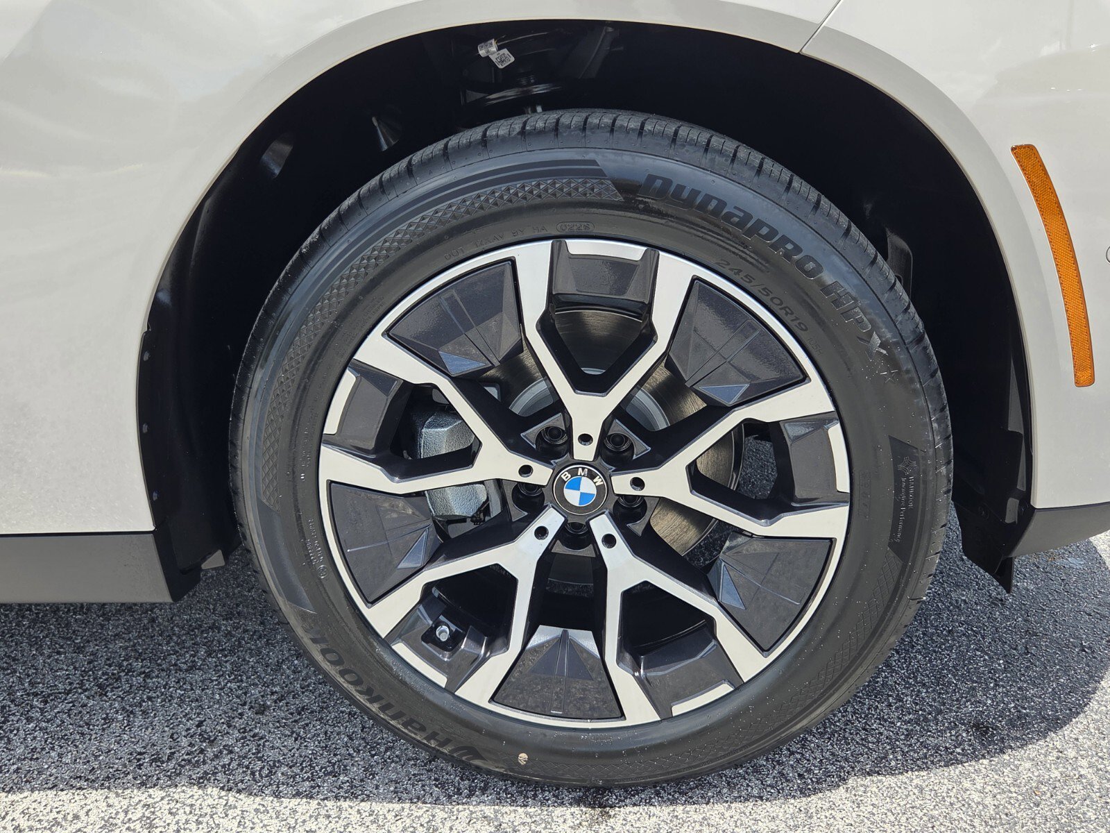 New 2026 BMW X3 xDrive30 w/ Premium Package AWD/4WD image 9